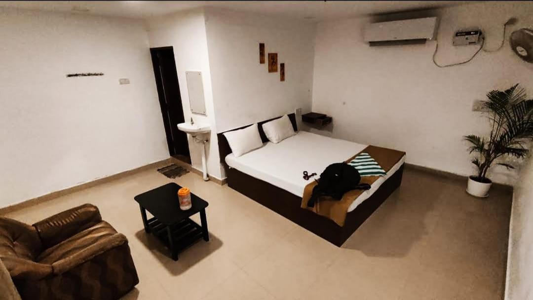 Olive Resort - Spacious 7 Bhk Ac Rooms With 1 Acre Garden, Swimming Pool And Outdoor Games Chennai Zewnętrze zdjęcie